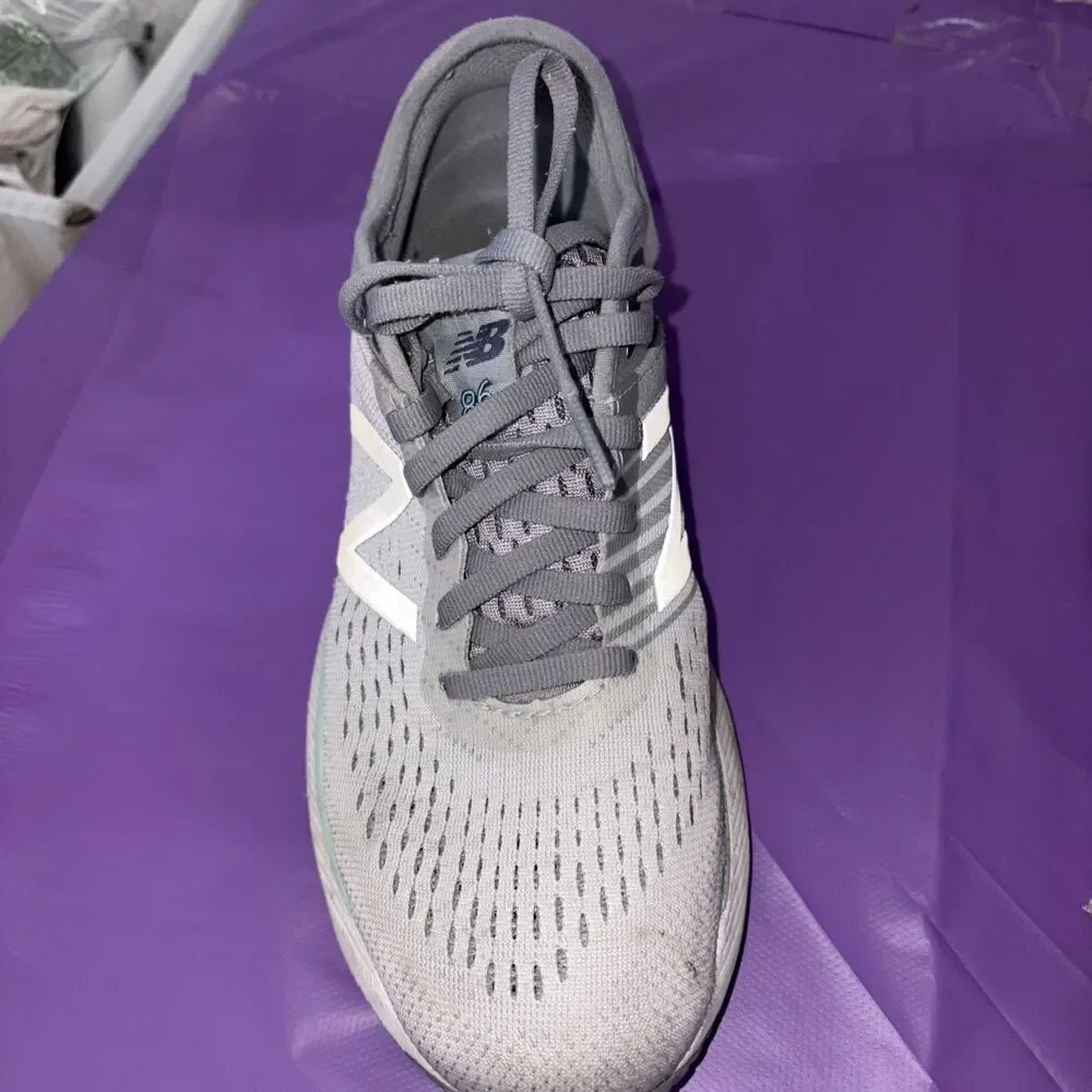 New‎ Balance 860 Ladies 8.5 Sneakers